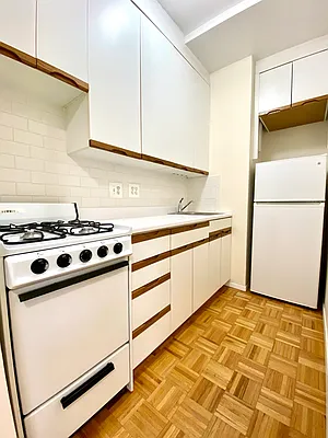 Rented by City & Suburban | media 24