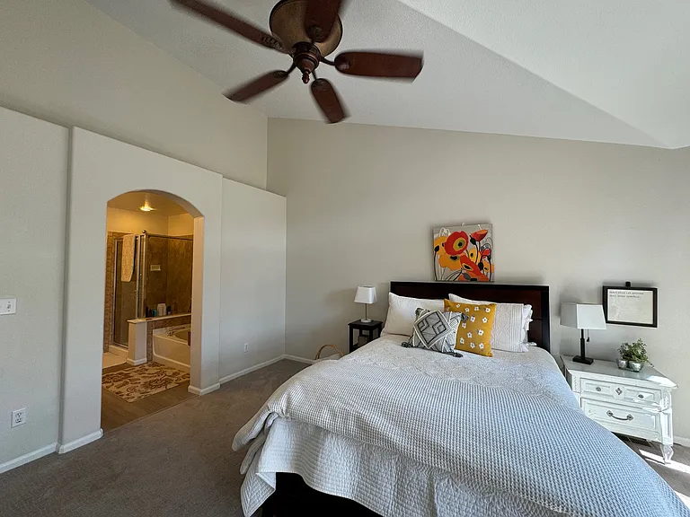 1652 Cherry Hills Ln — Photo 20