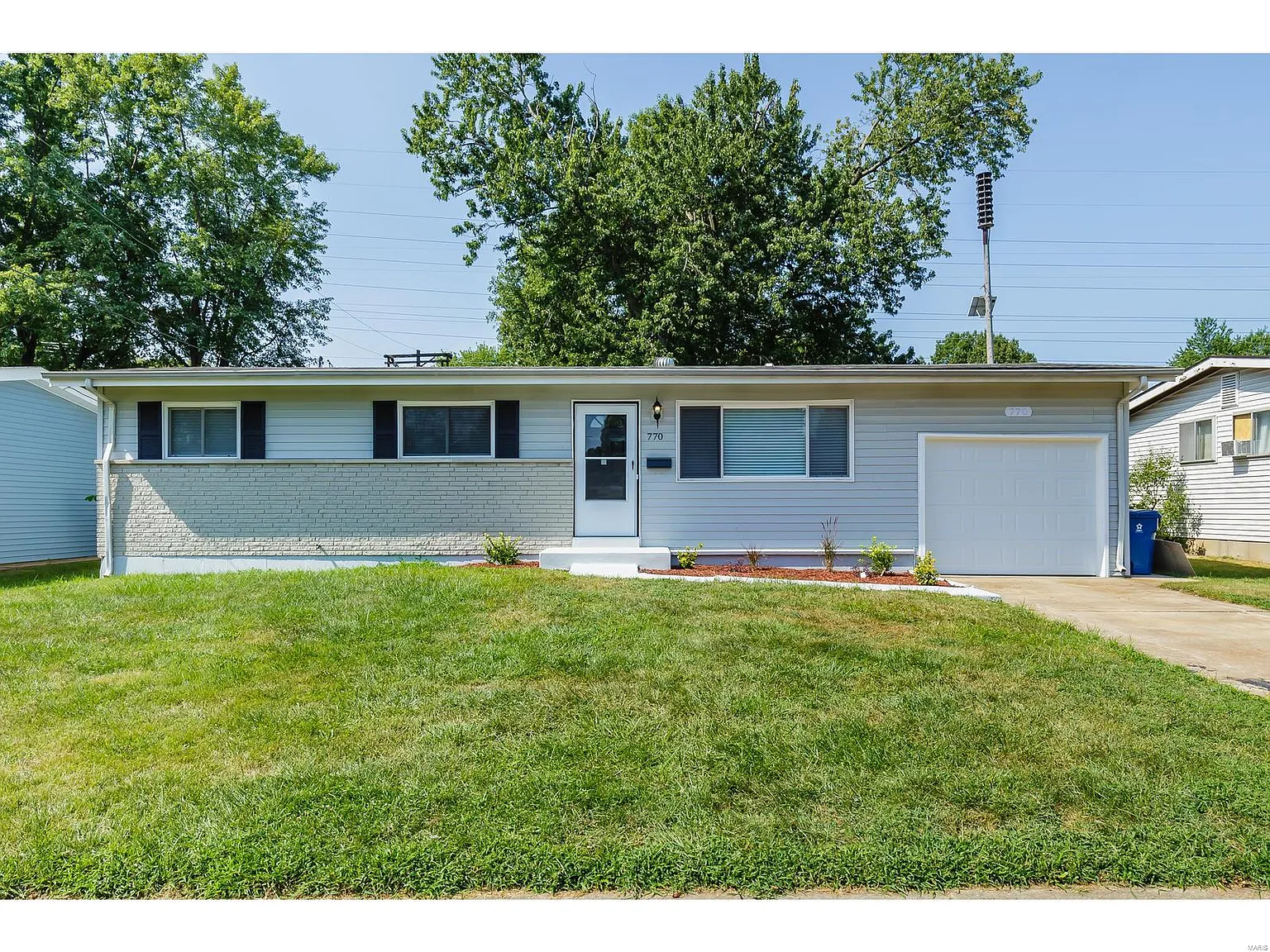 770 Madison Ln photo 1