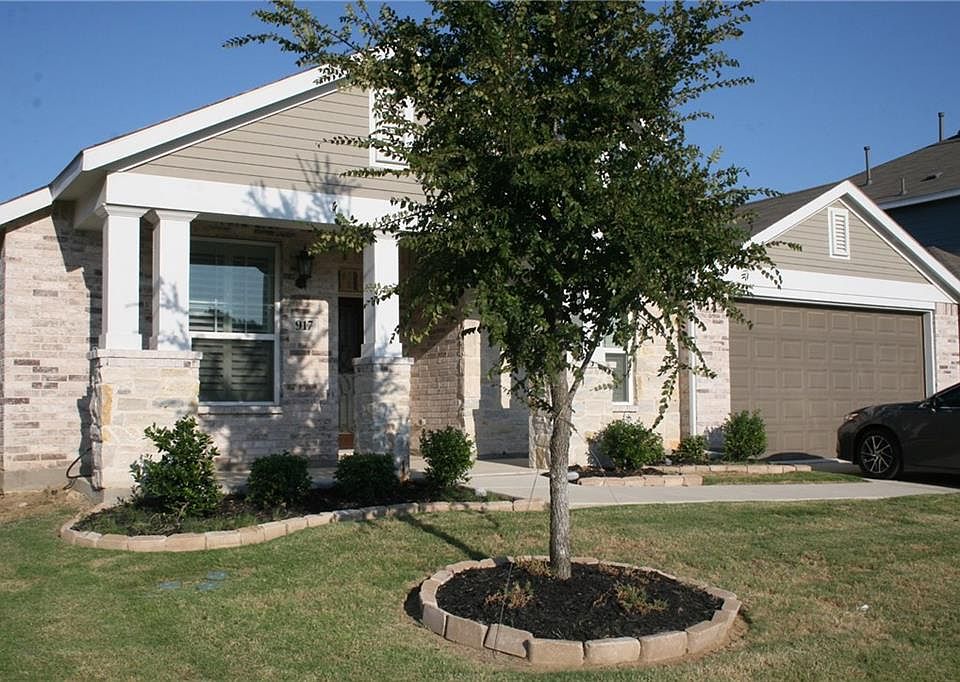 1st image of 917 Foxglove Dr