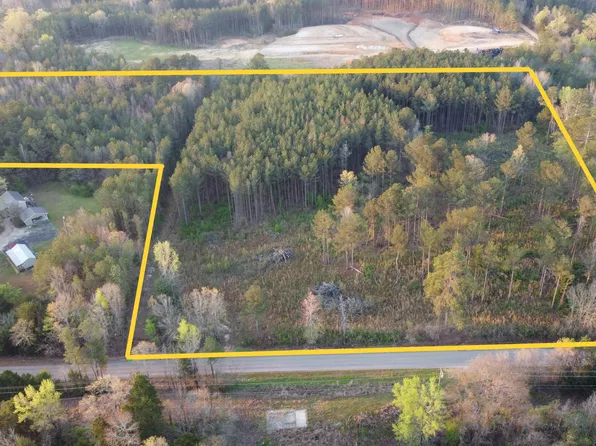 Blackjack Rd, Starkville, MS 39759