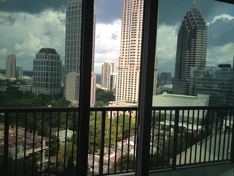 1080 Peachtree St NE #1415UNFURNISHED — Photo 22