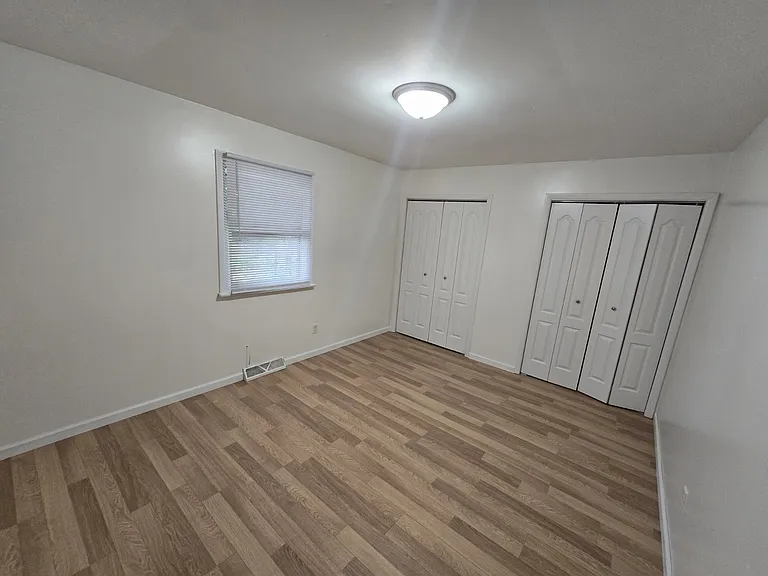 3314-16 Brown St #3316 — Photo 8