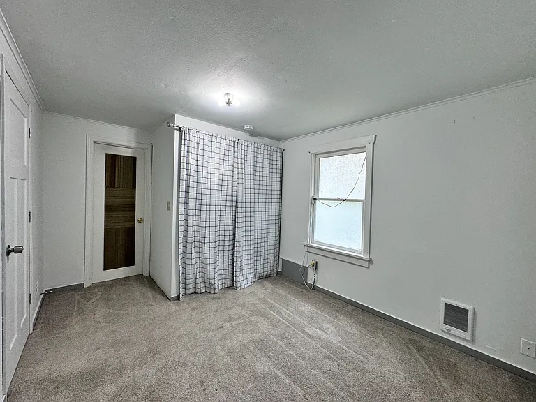 9014 24th Ave SW — Photo 5