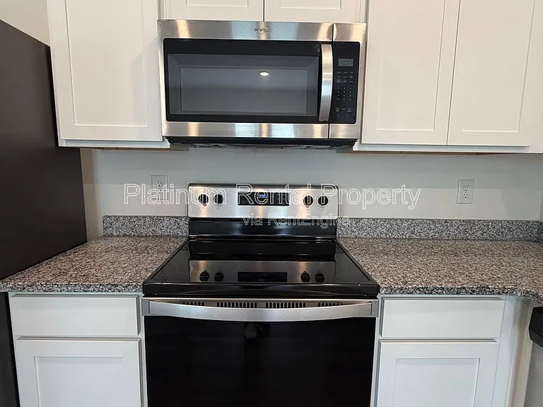 177 Swindon Dr — Photo 10