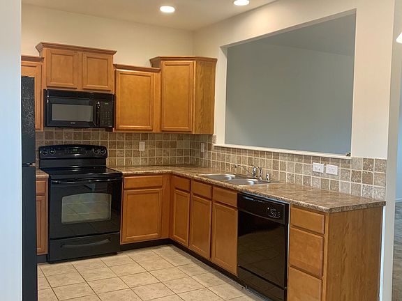 5th image of 4372 Evangeline Ln