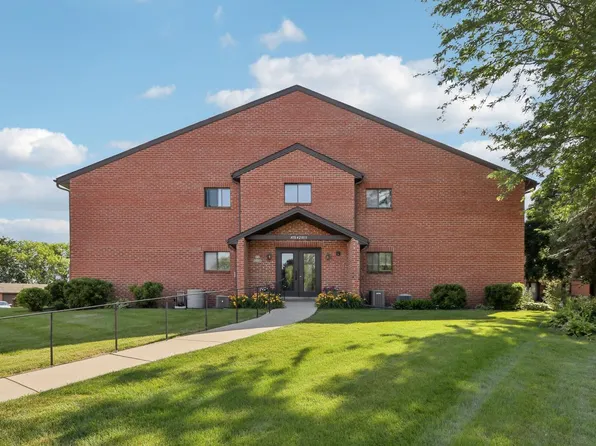 N58W23833 Hastings COURT #703, Sussex, WI 53089