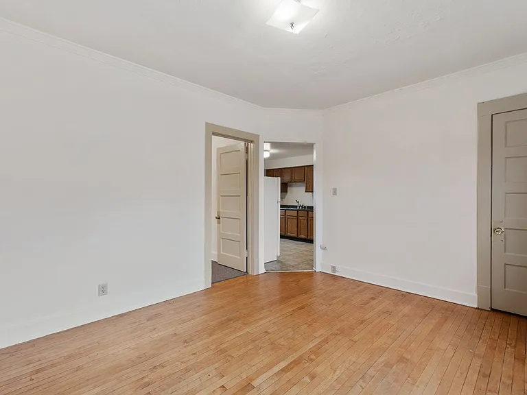 819-21 N 21st St — Photo 7