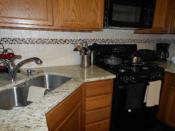 3rd image of 2679 College Hill Cir #234