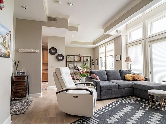 5th image of 5401 Brookside Blvd APT 603