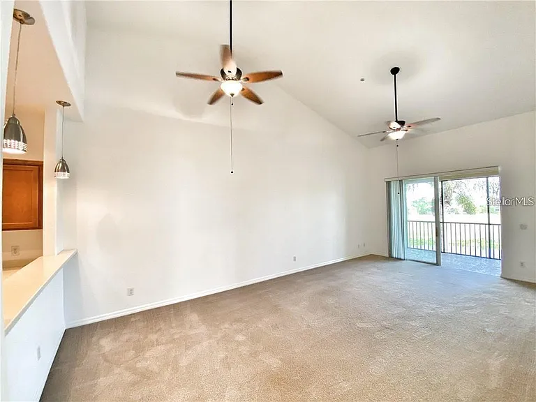 915 Fairwaycove Ln #208 — Photo 10