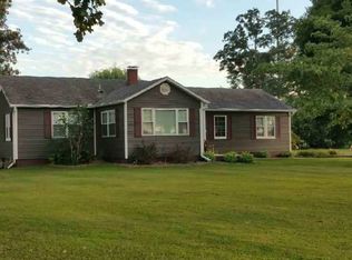 1014 W Old Route 15, Ashley, IL 62808