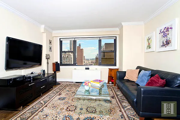 Sold by Halstead Real Estate | media 2