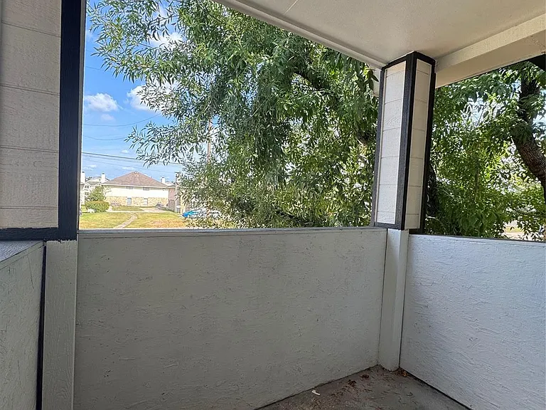 1319 Brenda Ln #D — Photo 5