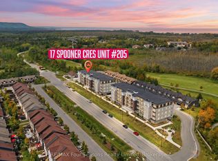 17 Spooner Cres #205, Collingwood, ON L9Y 1T3