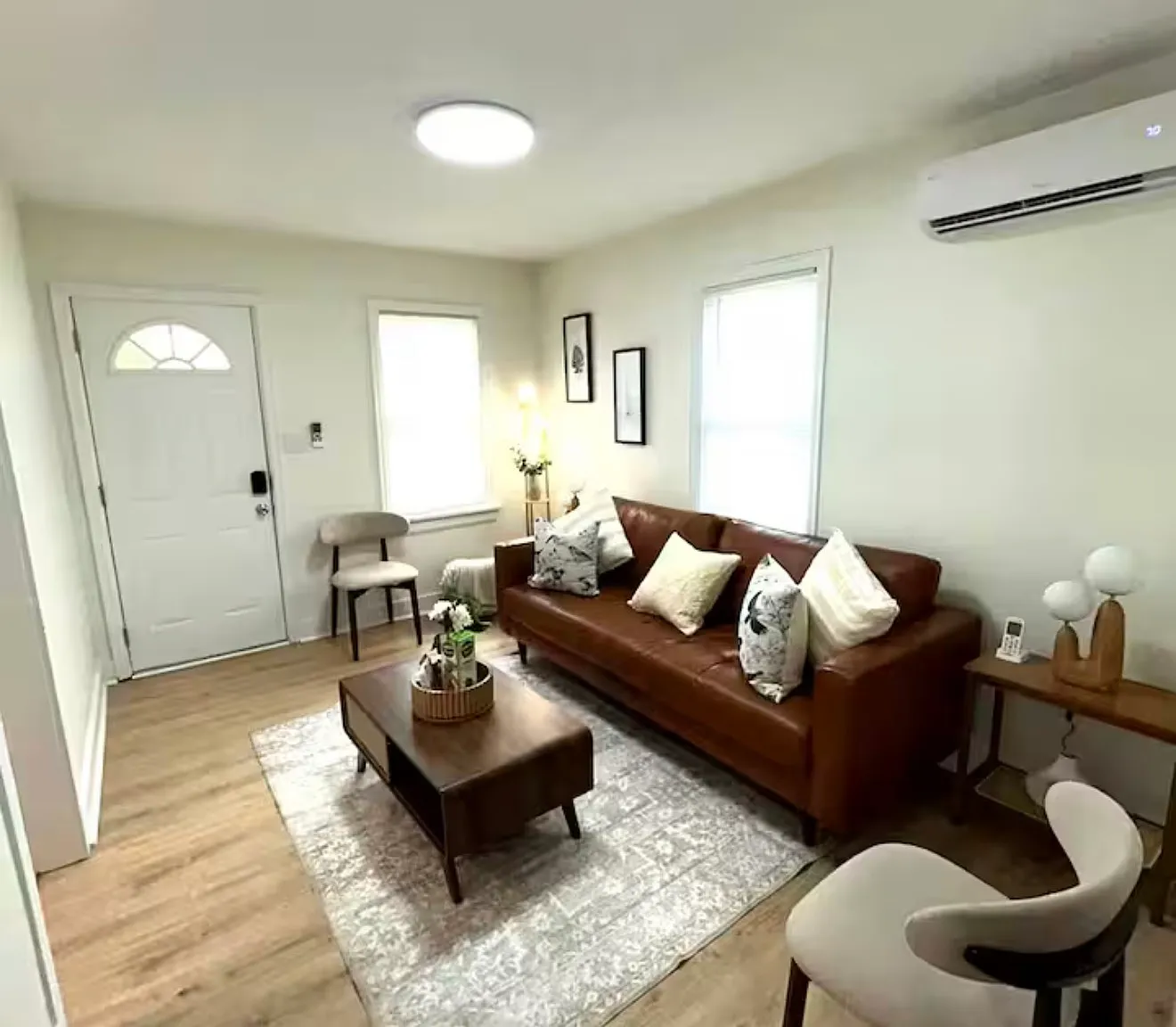 1 bed, 400 sqft, $750 — Photo 2