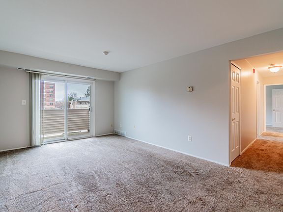 3rd image of 44457 Savery Dr