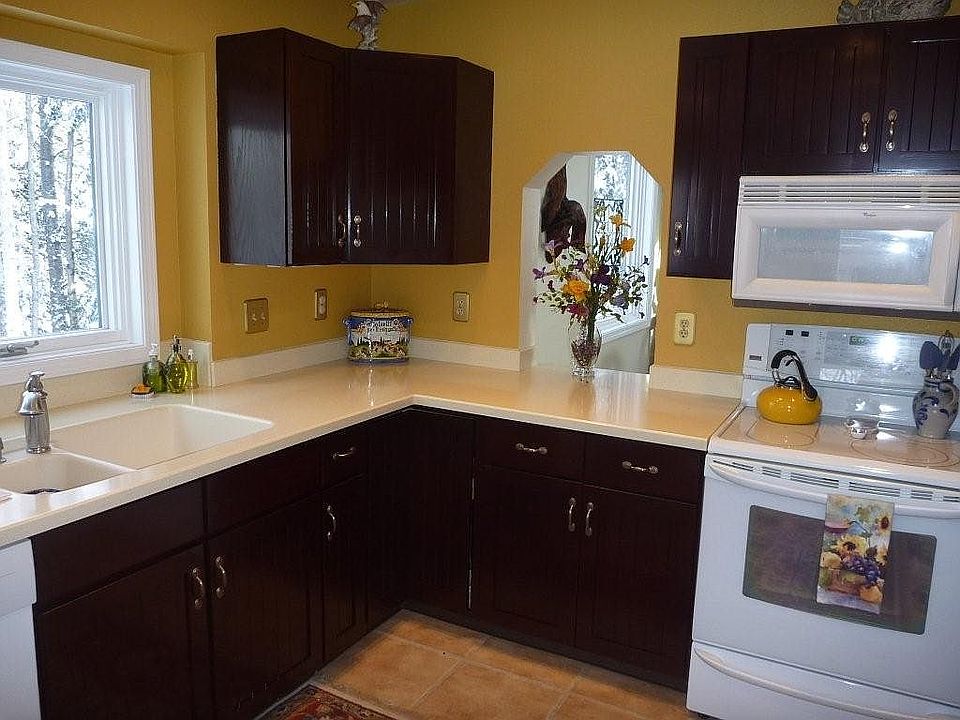 Spacious kitchen