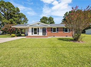 107 Chesterfield Dr, Elizabeth City, NC 27909