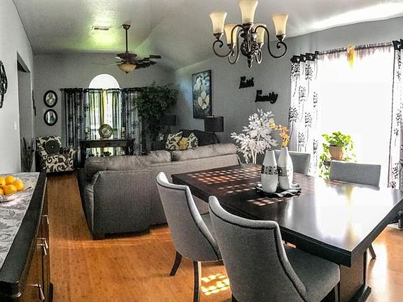 4th image of 7914 Silver Oak Dr