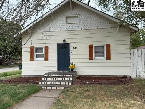 700 E 2nd Ave, Hutchinson, KS 67501