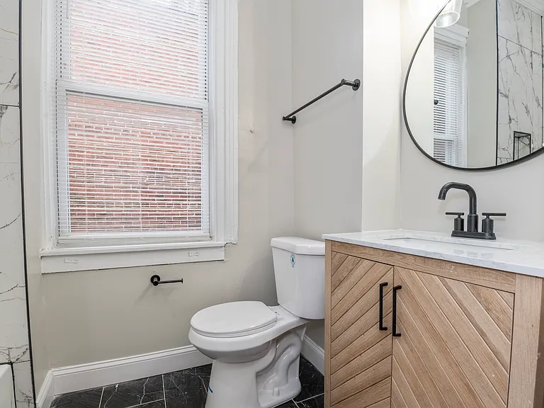 1709 N Calvert St #2 — Photo 7