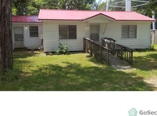 215 Bonham St, Maud, TX 75567