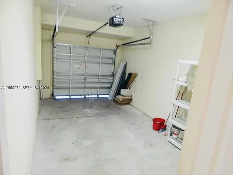 8444 SW 29th St #103 — Photo 8