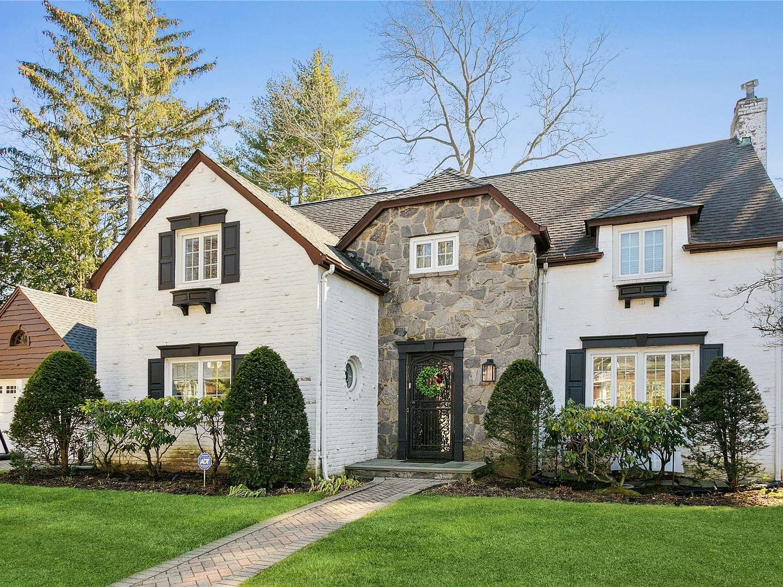 210 Harvard Street, E. Williston, NY 11596 Zillow