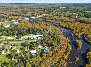 Texas St, Wewahitchka, FL 32465