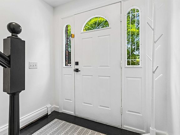4th image of 4 Rodgers Rd