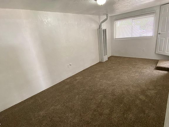 5th image of 606 San Lorenzo Ave NW