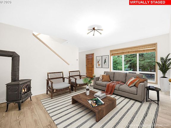 3rd image of 411 Elk Creek Rd