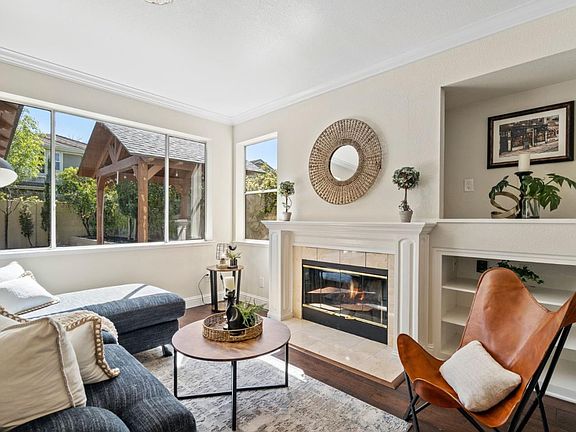 4th image of 1172 Woodborough Pl