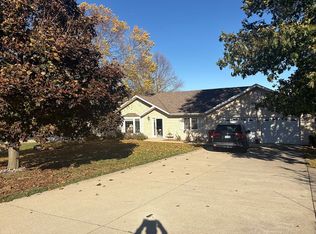 21508 155th St, Spirit Lake, IA 51360
