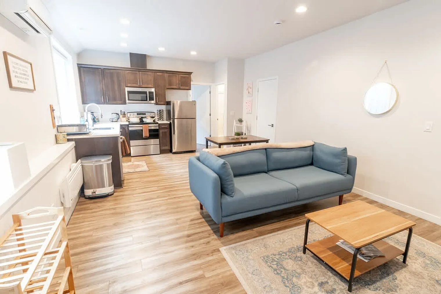2 bed, 1.0 bath, 785 sqft, $3,586 — Photo 1