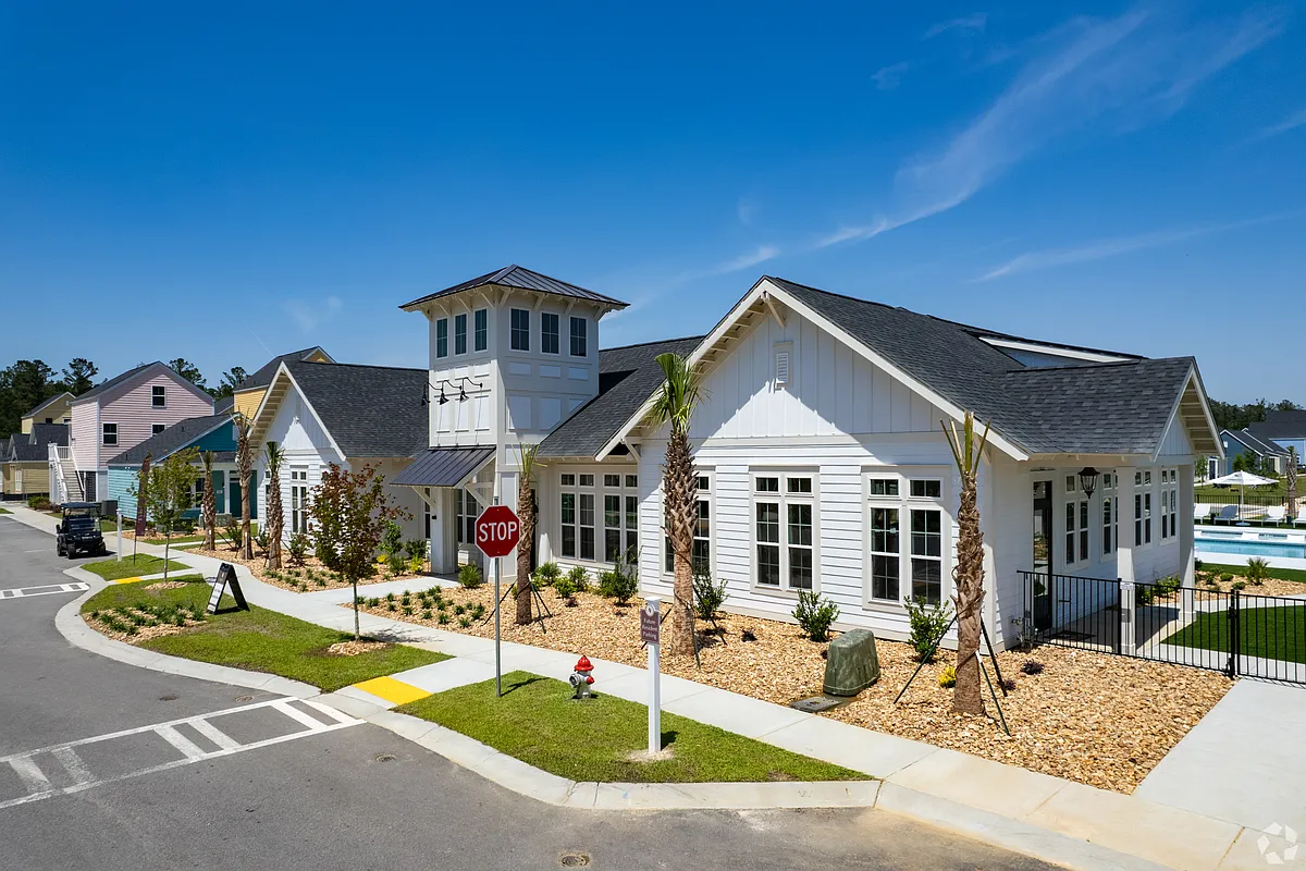 Building Photo - Argent Cottages