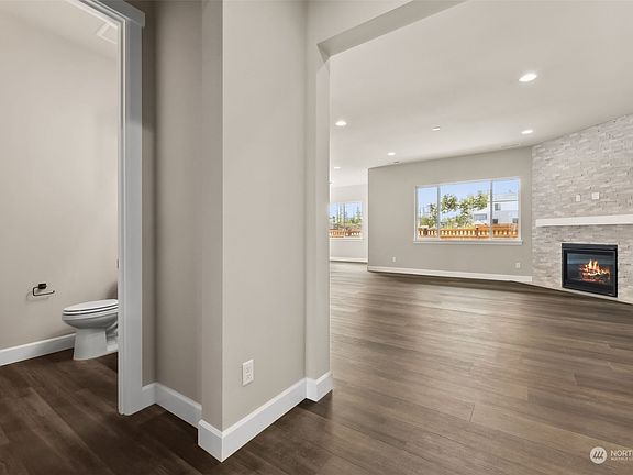 4th image of 20710 156th Street E #111