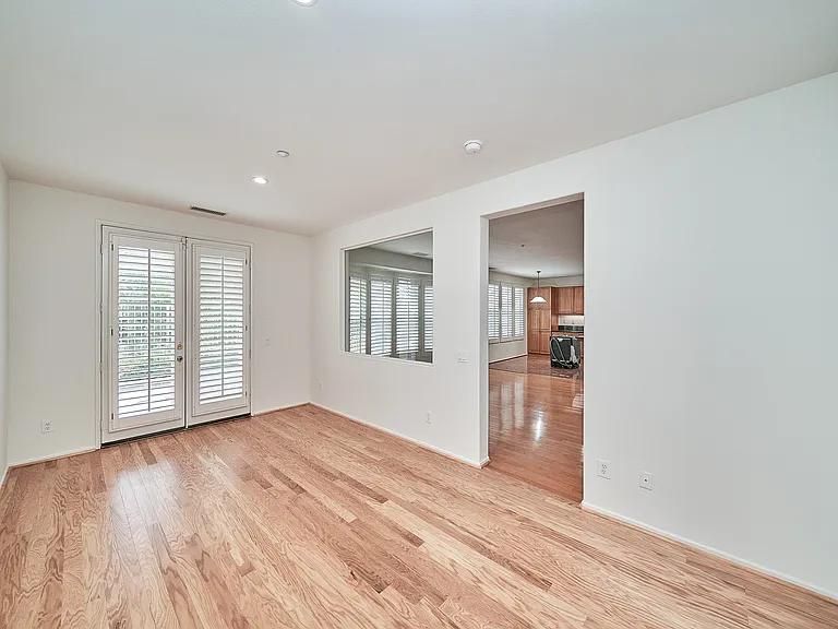 7455 Chanteclair Ct — Photo 36