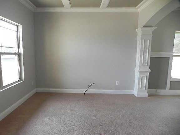 4th image of 183 Lee Road 2194