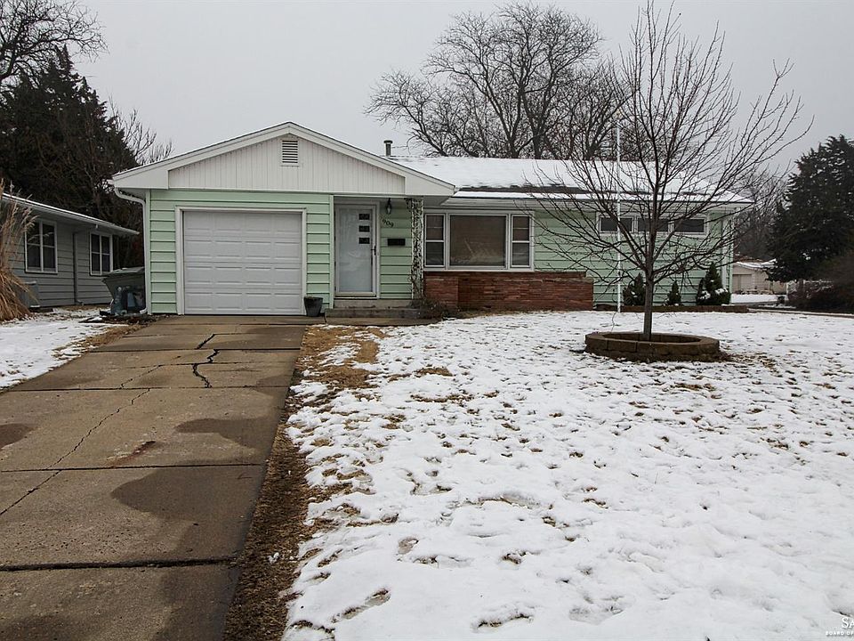 1st image of 909 Sunrise Dr