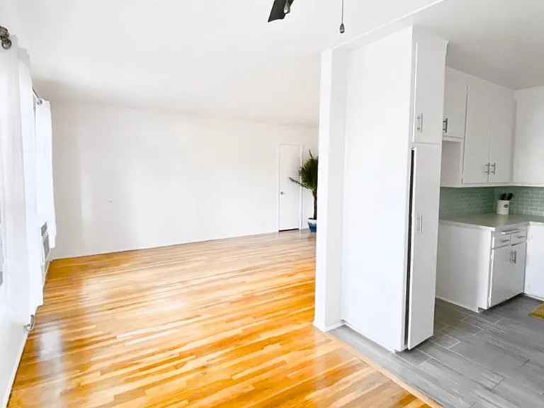 4014 Perlita Ave — Photo 11