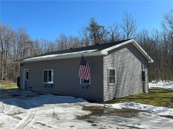 1223 Sierk Rd, Attica, NY 14011