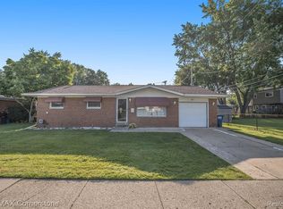 477 S Venoy Rd, Westland, MI 48186