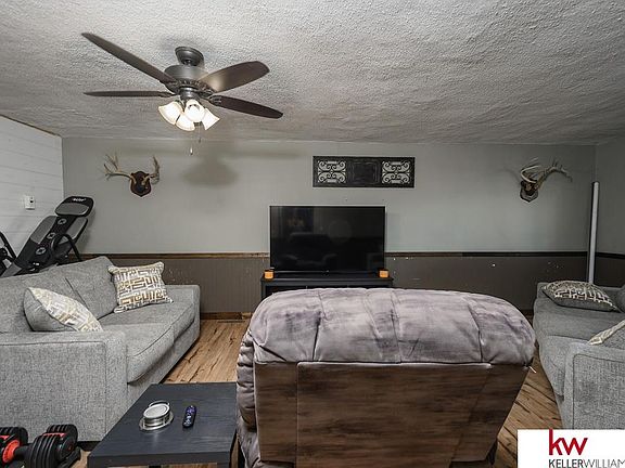 4th image of 1012 Thayer Ave