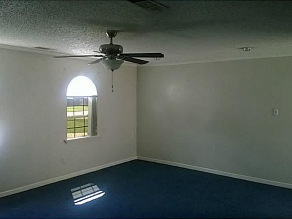 4th image of 132 Jacqueline Dr
