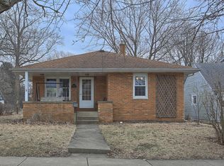 802 S New St, Champaign, IL 61820