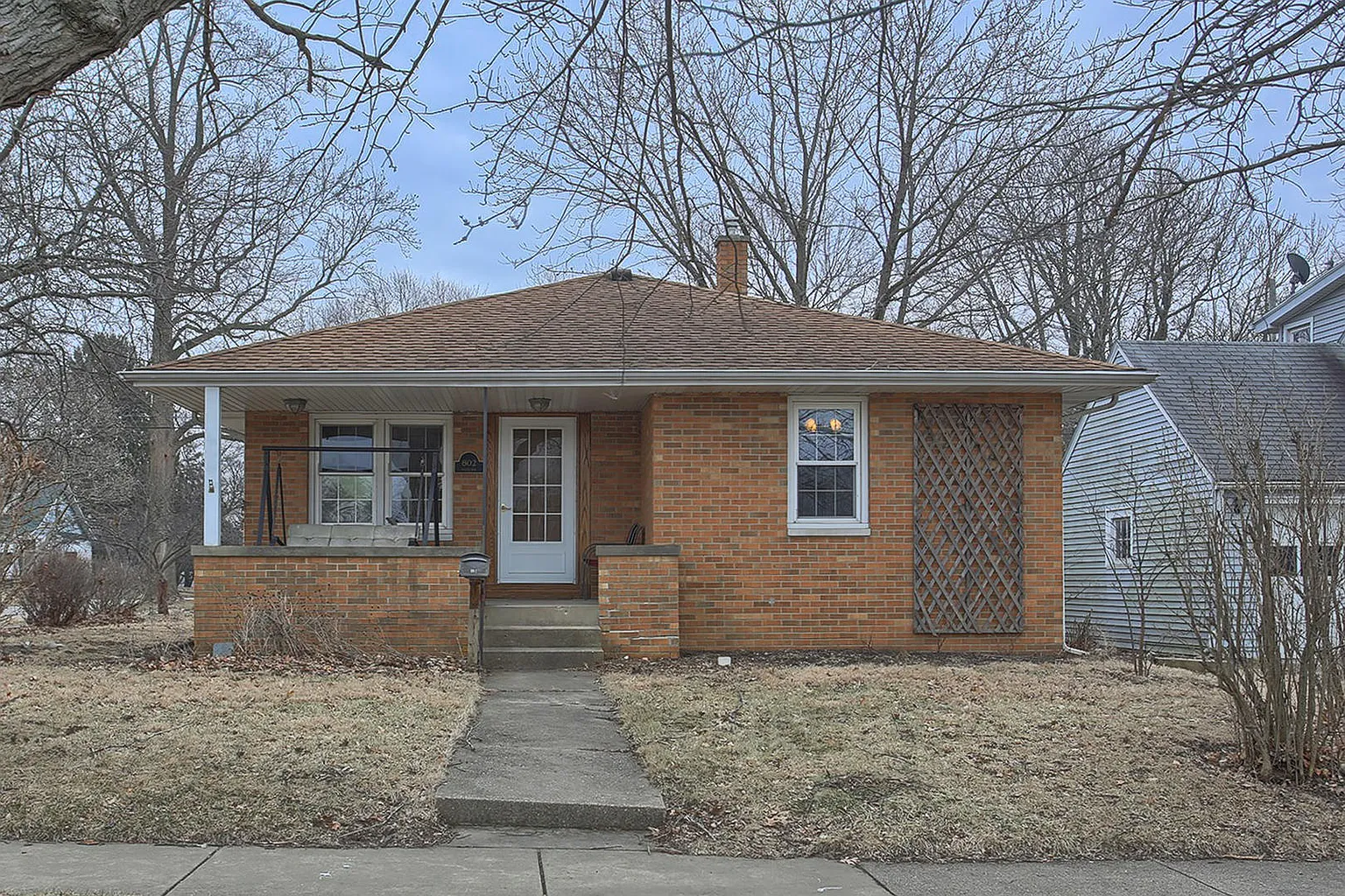 802 S New St photo 1