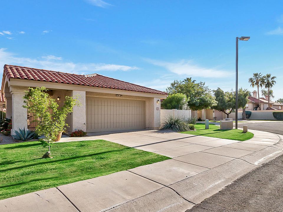 1st image of 9989 E Vogel Ave