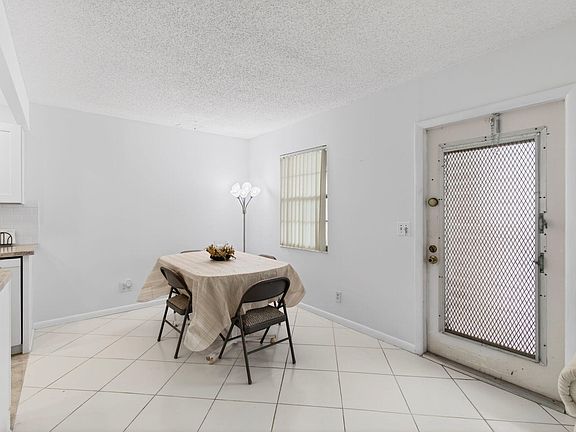 5th image of 3028 Guildford B #B